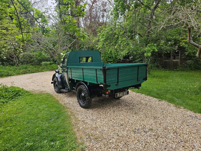 View FORD 100 E E38W Pick-up
