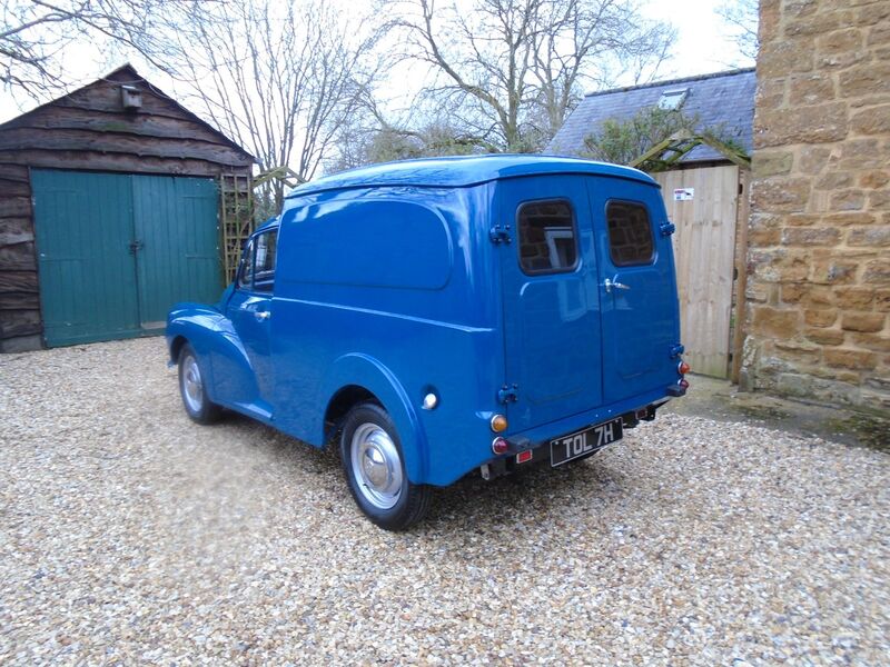 View MORRIS MINOR 6 CWT Van